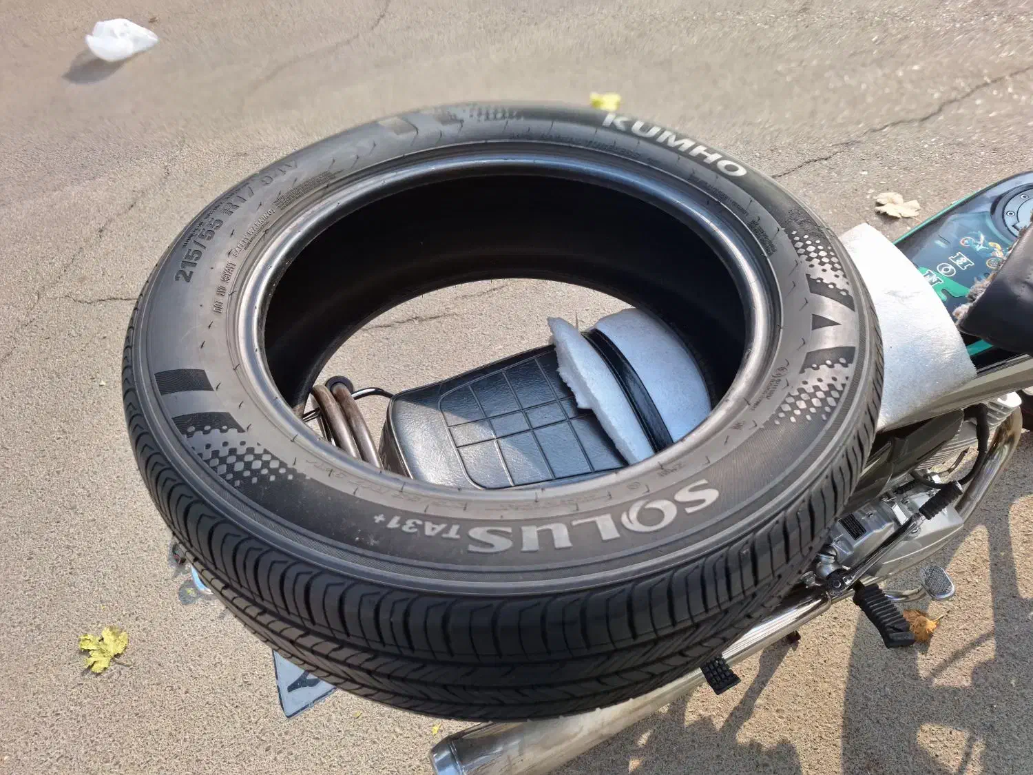 لاستیک سایز 215/55R17 برند کومهو|قطعات یدکی و لوازم جانبی|تهران, شهید فکوری|دیوار