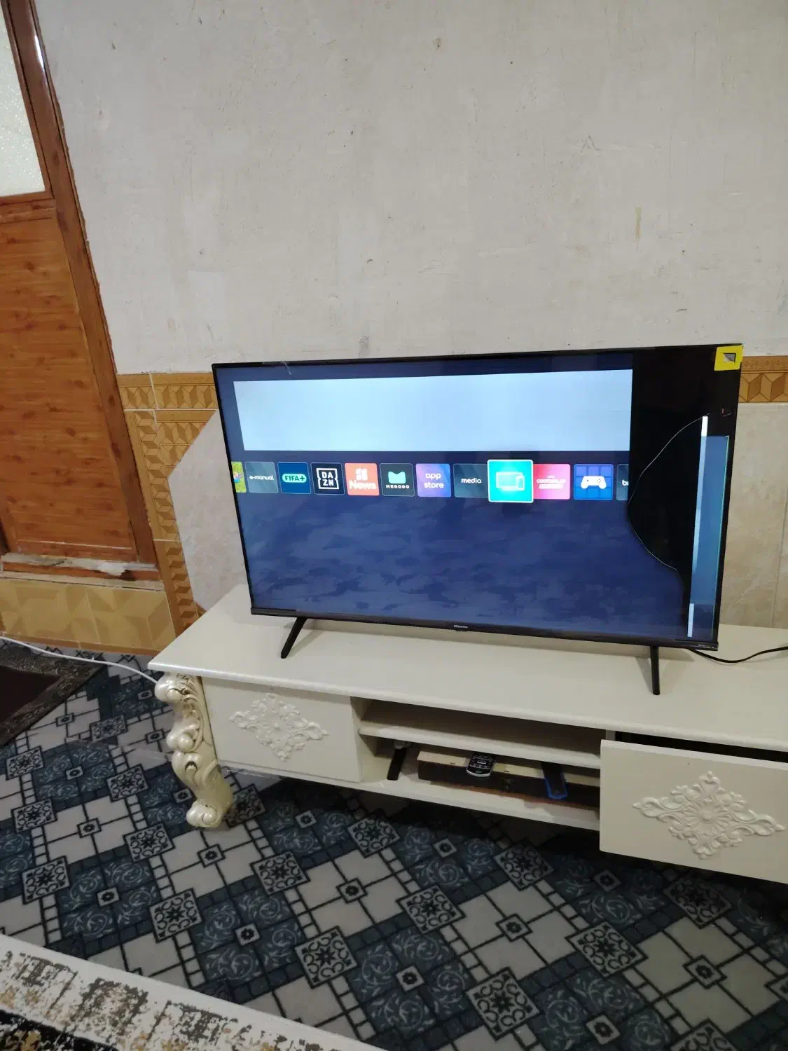 تلوزیون هایسنس 42 اینچ|تلویزیون و پروژکتور|دلوار, |دیوار