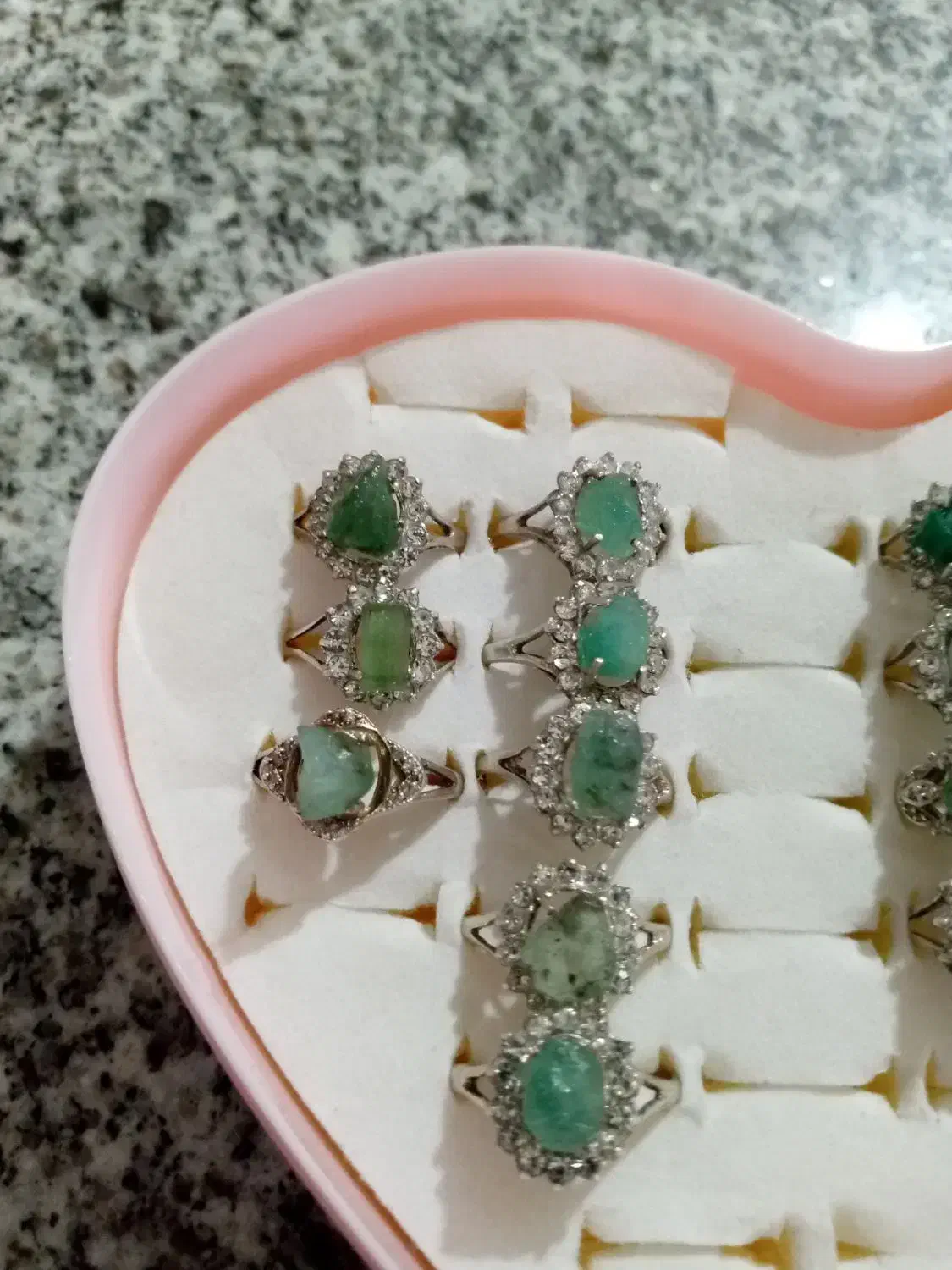 انگشتر نقره زمرد زنانه|جواهرات|مشهد, انقلاب|دیوار