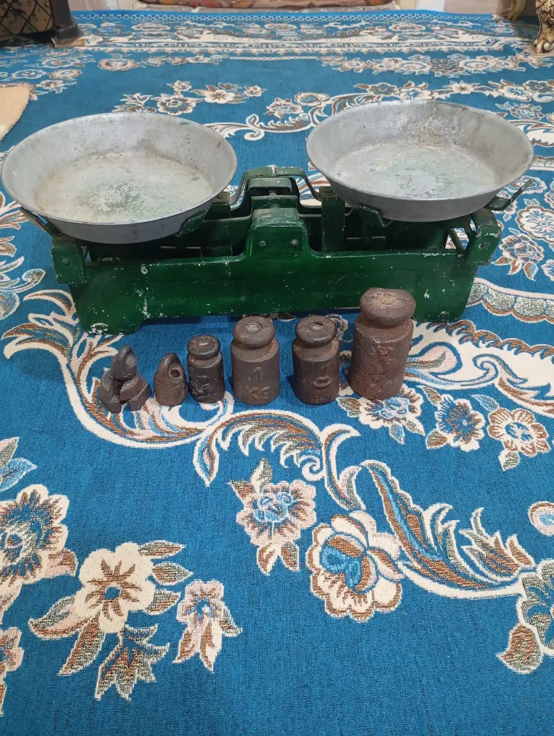 ترازو قدیمی|فروشگاه و مغازه|بروجرد, |دیوار