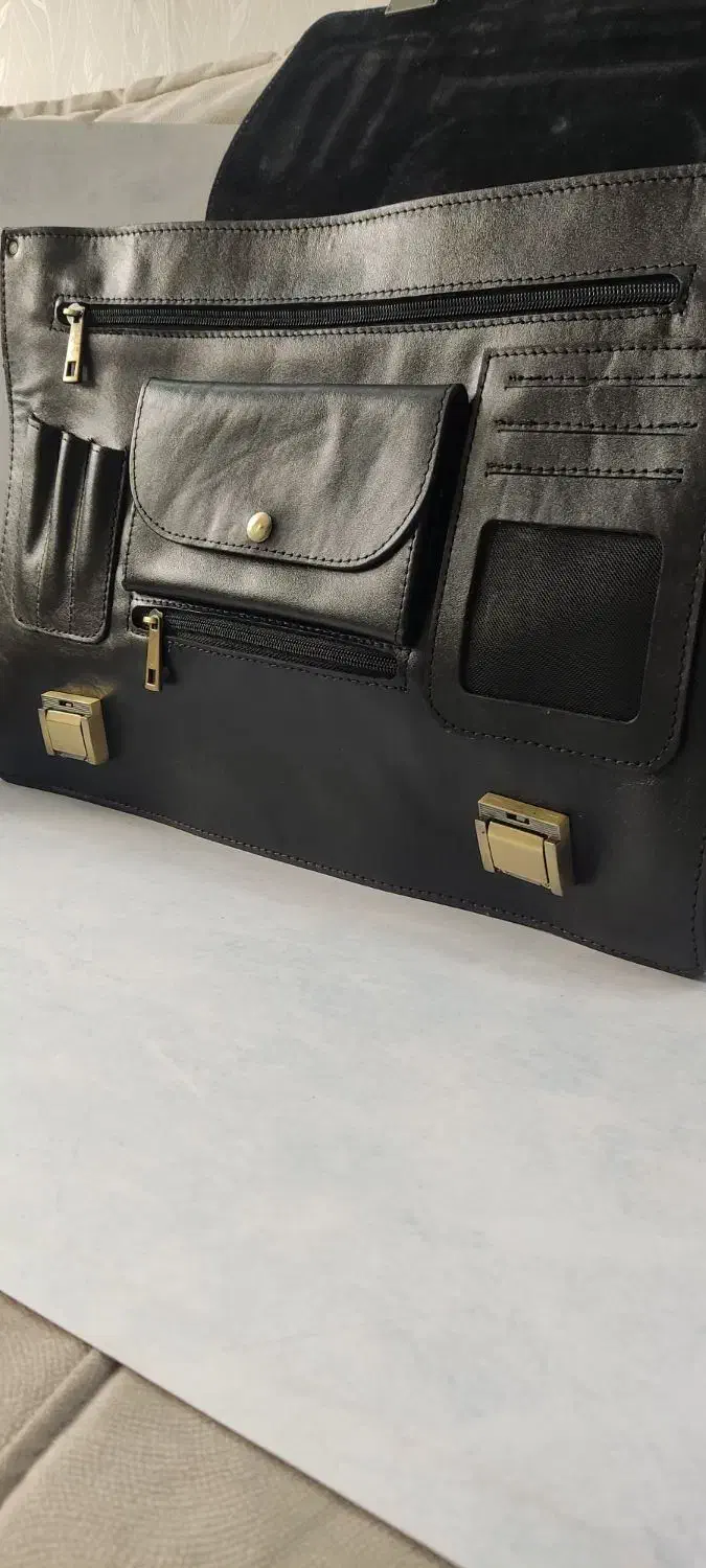 کیف اداری چرم به همراه یک عدد کیف پول چرم طبیعی|کیف، کفش، کمربند|ری, منصوریه منگل|دیوار