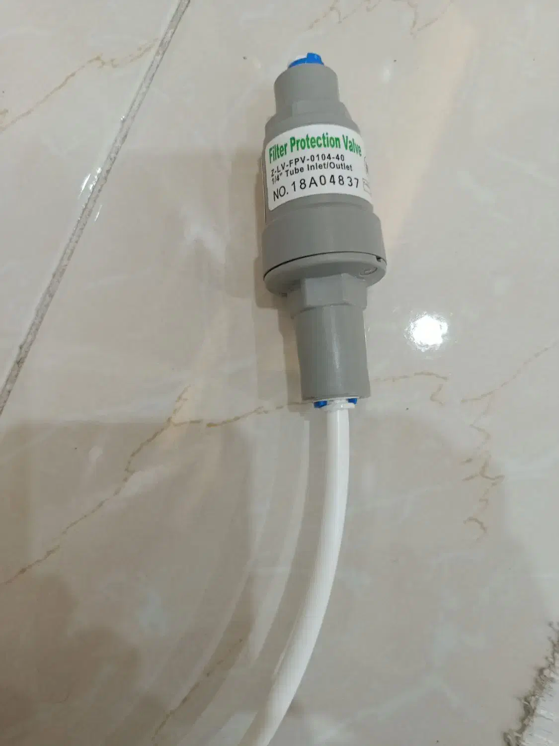 فشار شکن تصفیه آب نونو|آبسردکن و تصفیه آب|سنندج, |دیوار