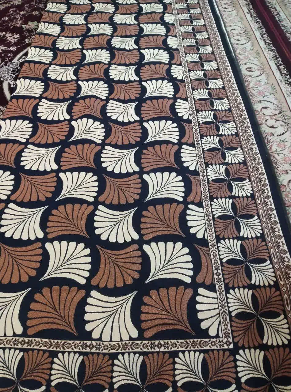 روفرشی|روفرشی|قم, چهار مردان|دیوار