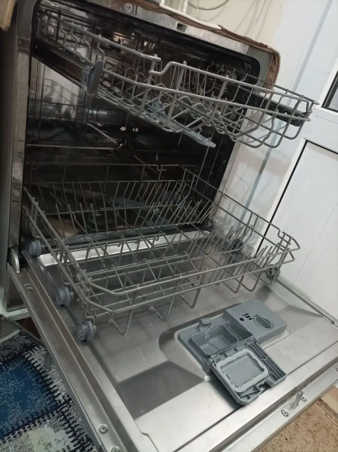 ماشین ظرفشویی ۸نفره سامسونگ|ماشین ظرفشویی|کرمانشاه, |دیوار