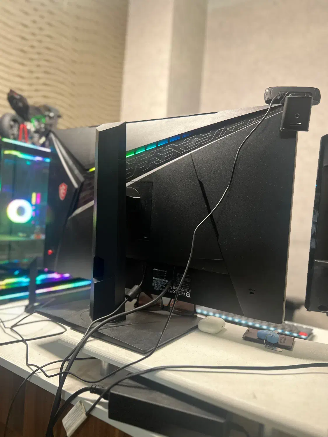 مانیتور MSI mag281urf ۲۸ اینج ۴k ۱۴۴ هرتز|قطعات و لوازم جانبی رایانه|تهران, اختیاریه|دیوار