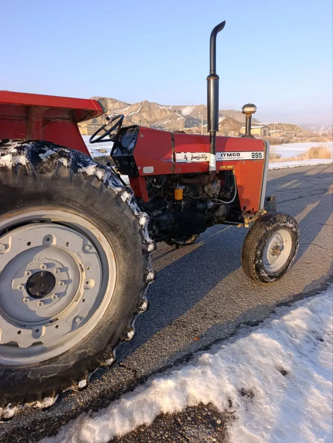 تراکتور ۲۸۵مدل ۸۳|خودرو سنگین|شادیان, |دیوار