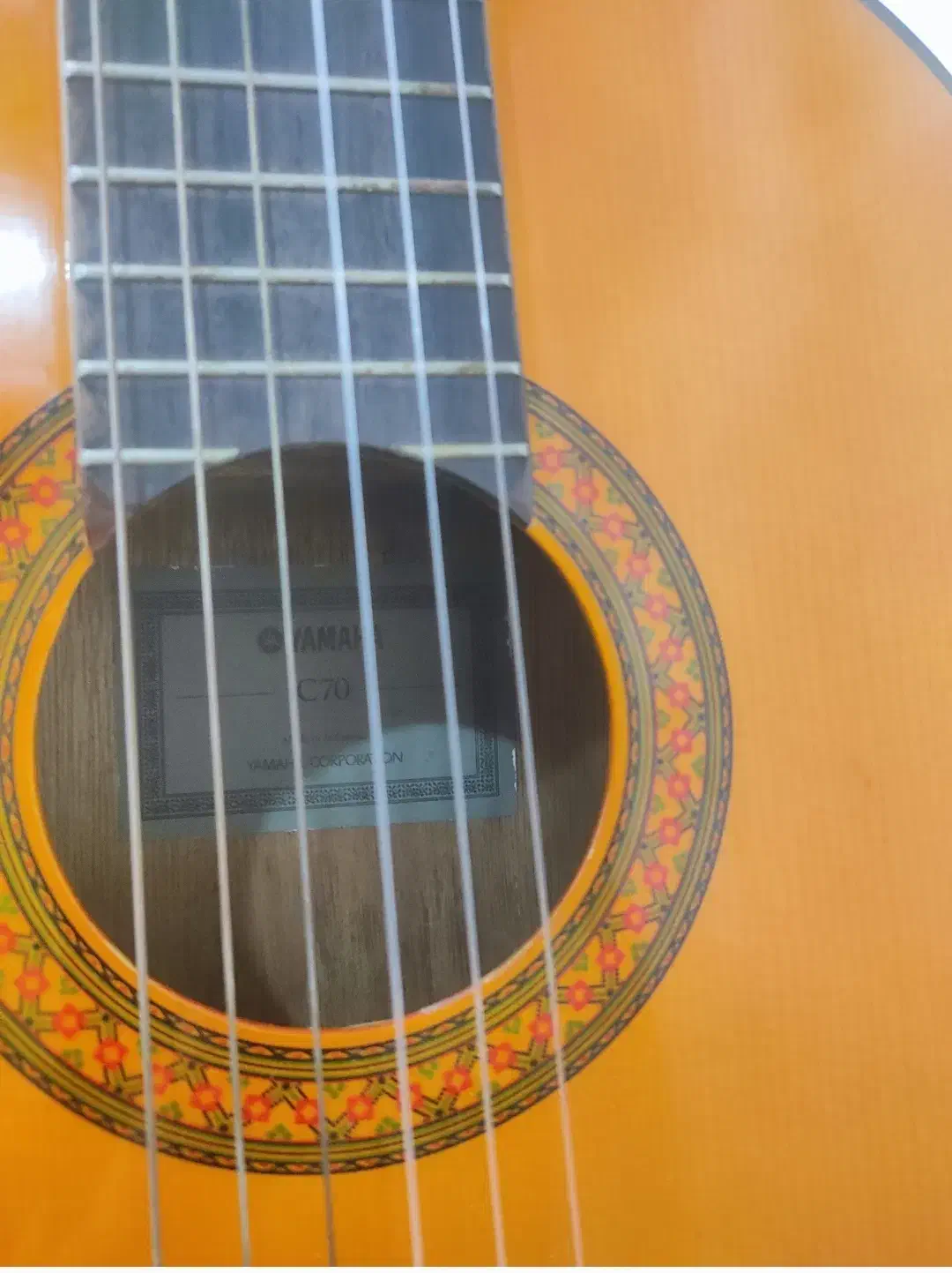 گیتار یاماها c40و c70 اصل اندونزی ساده و پیکاپدار|گیتار، بیس، امپلیفایر|چالوس, |دیوار