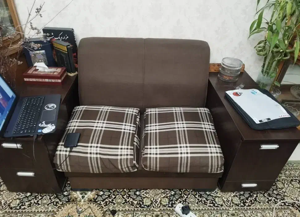 مبل راحتی سالم|مبلمان خانگی و میز عسلی|پرند, فاز ۶|دیوار