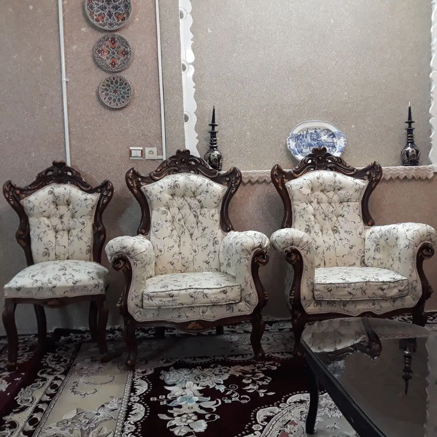 مبلمان ۹ نفره با میز جلو مبلی و ۲ عدد عسلی|مبلمان خانگی و میز عسلی|نهاوند, |دیوار