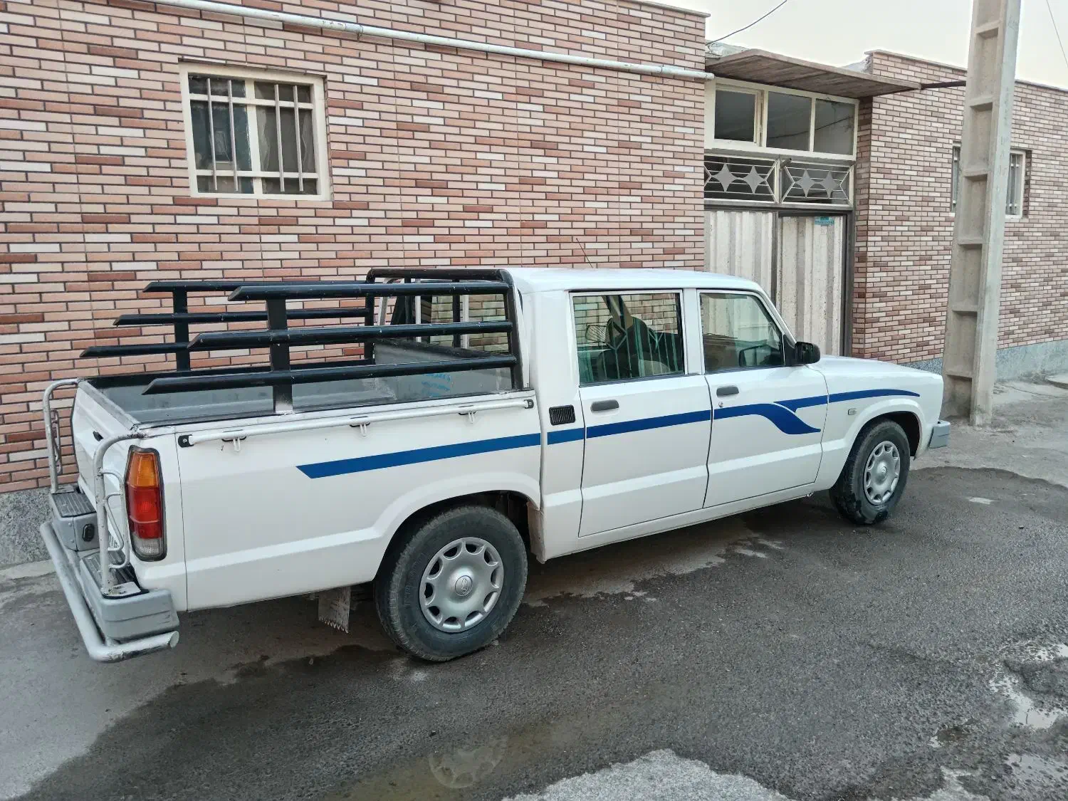 وانت مزدا(کارا) دوکابین|خودرو سواری و وانت|شهرضا, |دیوار