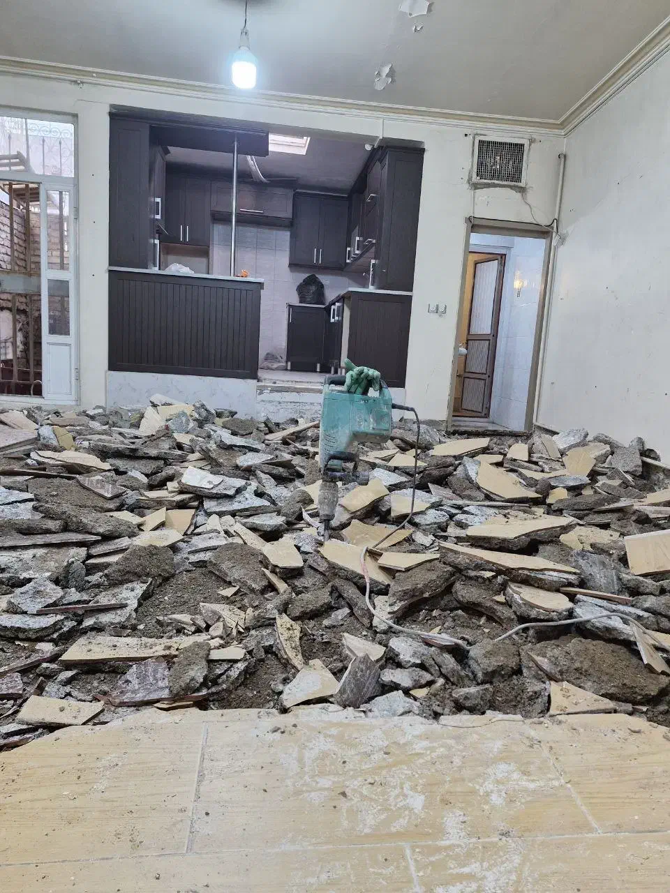 بتن کنی  و  تخریب ساختمان، (اصالت و کیفیت) ائلدار|خدمات پیشه و مهارت|تبریز, |دیوار