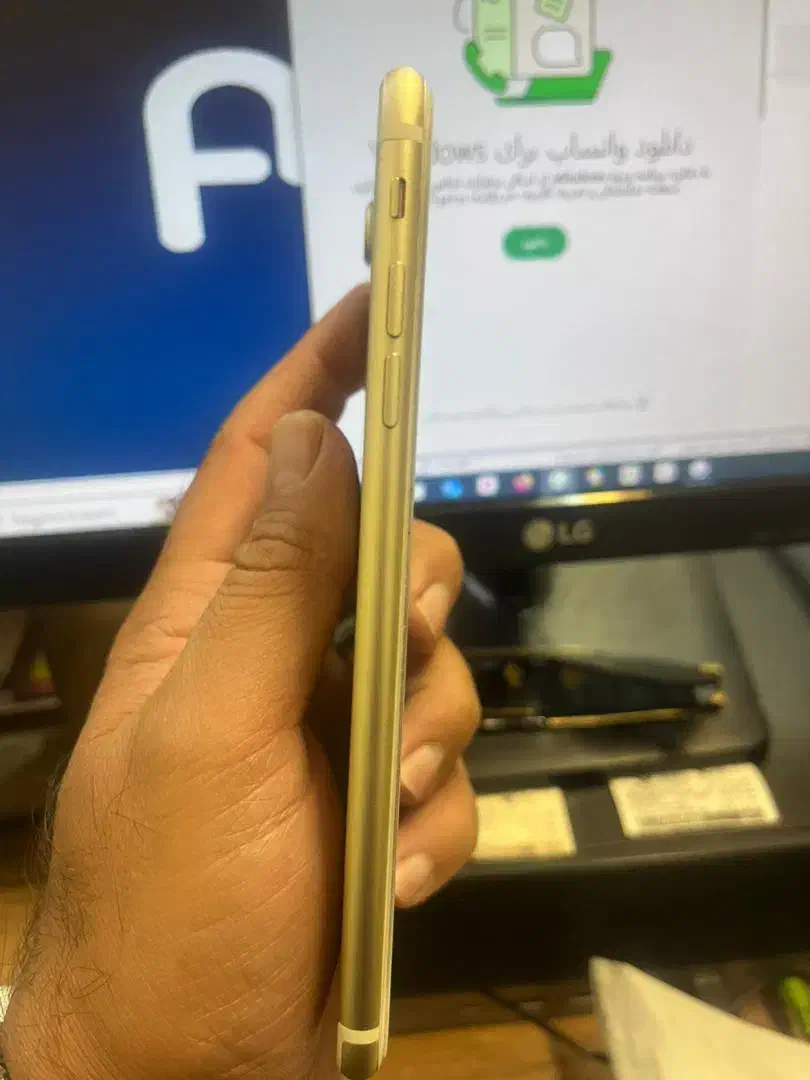 گوشی آیفون 7پلاس تمیزو بدون خط خش|موبایل|تهران, مطهری|دیوار