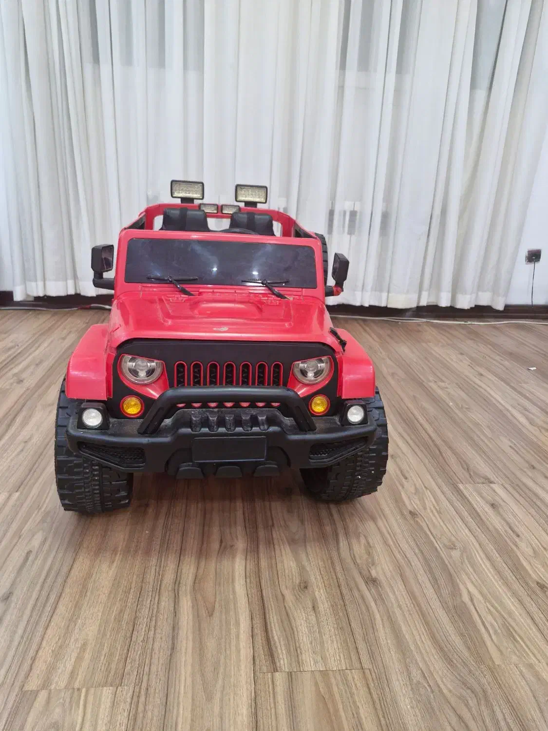 ماشین شارژی جیپ آفرود سه موتوره|اسباببازی بچه|تهران, زرکش|دیوار