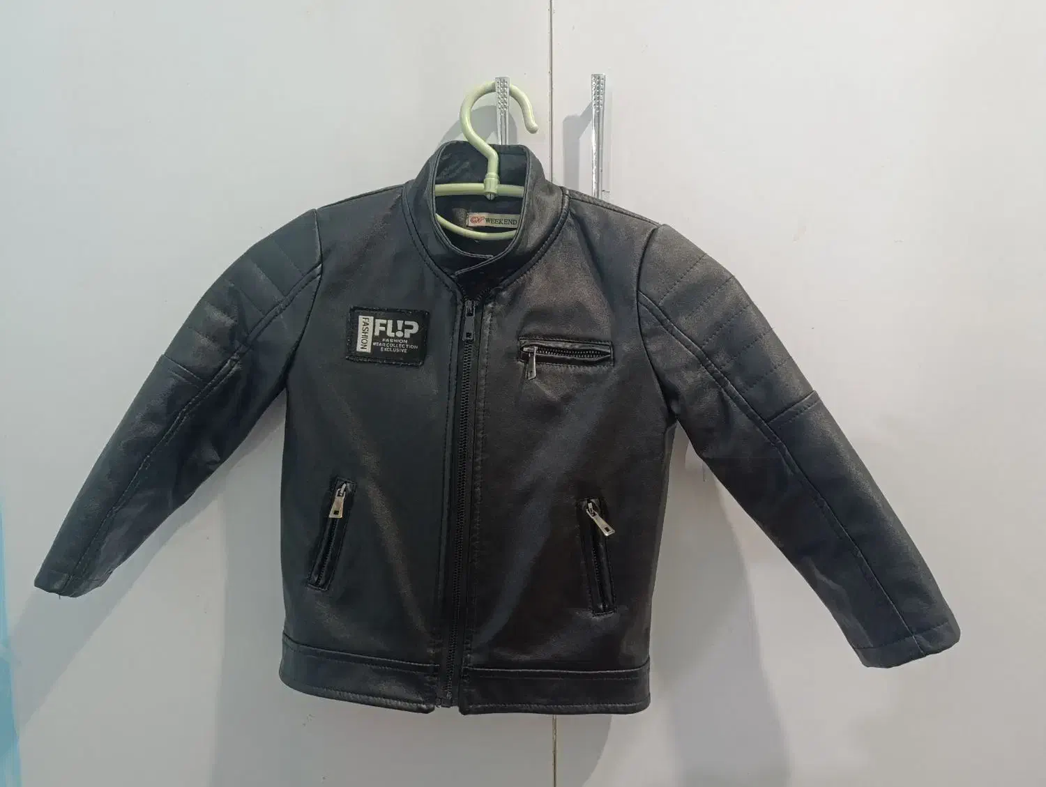 کاپشن چرم پسرانه|کفش و لباس بچه|مشهد, کوی المهدی|دیوار