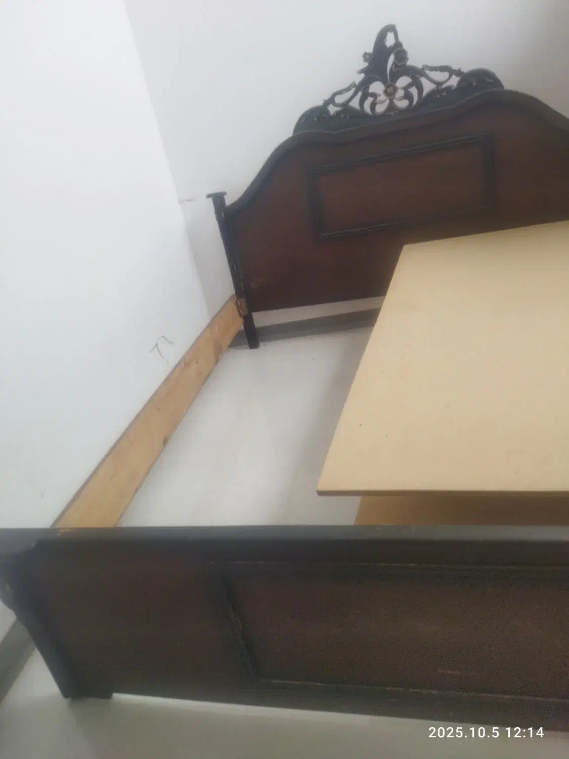 تخت خواب دو نفره|تخت و سرویس خواب|رفسنجان, |دیوار