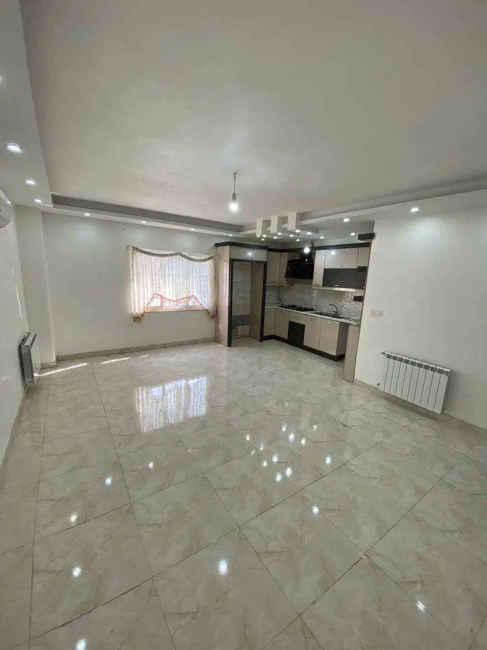 اجاره اپارتمان ۸۷ متری دو خواب در استقامت ۱|اجارهٔ آپارتمان|رشت, استقامت ۱|دیوار