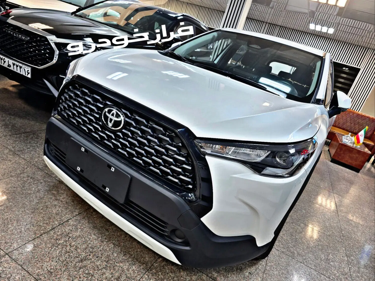 تویوتا کرولا TOYOTA کراس فیس قدیم ( صفر خشک روز|خودرو سواری و وانت|تهران, درختی|دیوار