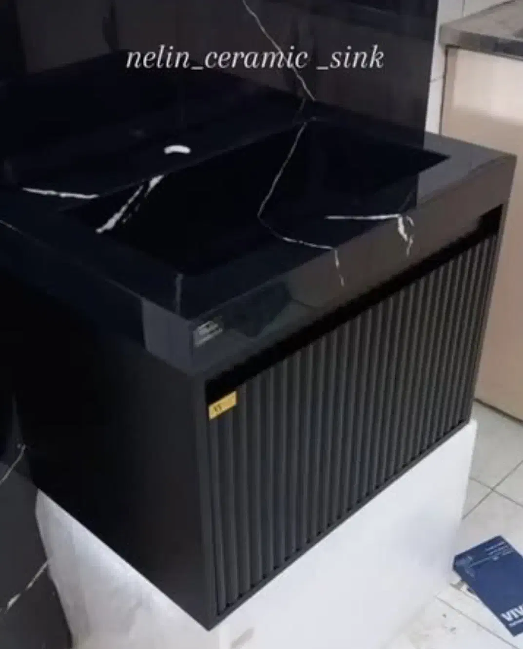 روشویی سرامیکی وباکس ضداب|لوازم سرویس بهداشتی|قزوین, |دیوار