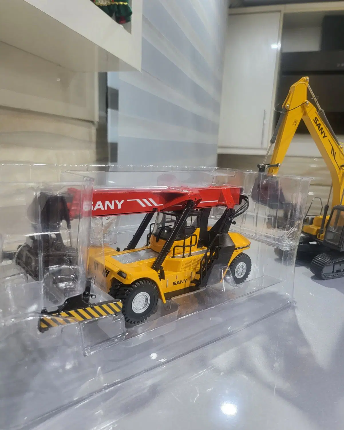 ماکت Die-Cast SANY بیل ۱/۳۵ و ریچاستکر ۱/۵۰|مجسمه، تندیس، ماکت|تهران, جنتآباد مرکزی|دیوار