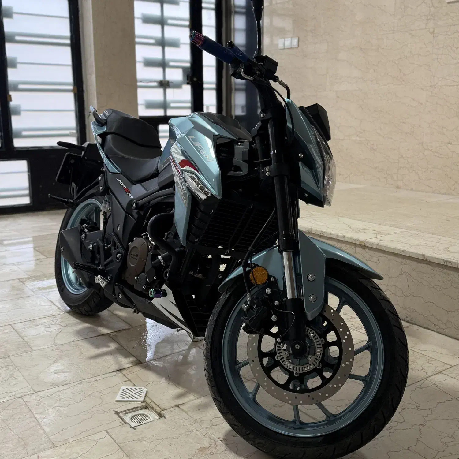 موتور لیفان ۲۵۰ ۶دنده مدل ۱۴۰۲ کارکرد ۲۰۰۰|موتورسیکلت|داران, |دیوار