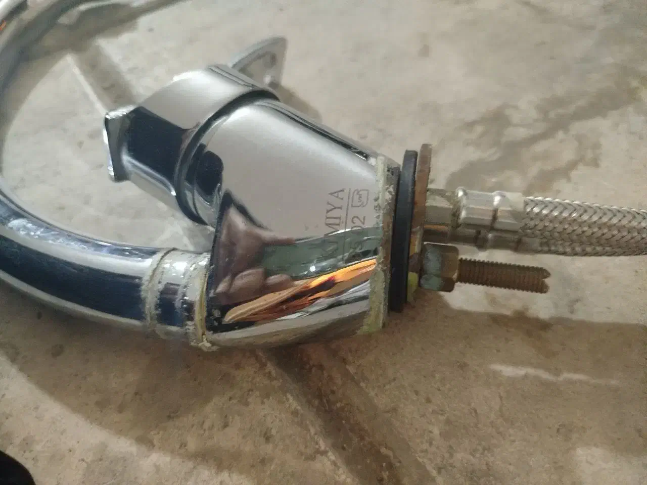 سینک ظرفشویی همراه با شیر اهرمی|مصالح و تجهیزات ساختمان|مشهد, شهرک لشکر (شهرک غرب)|دیوار