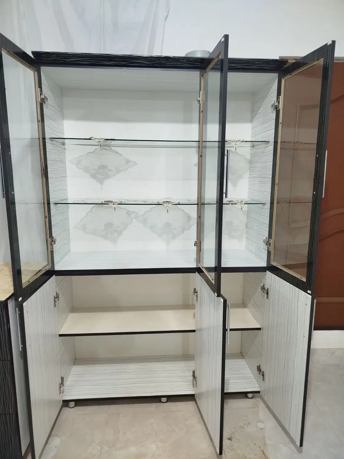 بوفه و کابینت|بوفه، ویترین، کنسول|بستان آباد, |دیوار