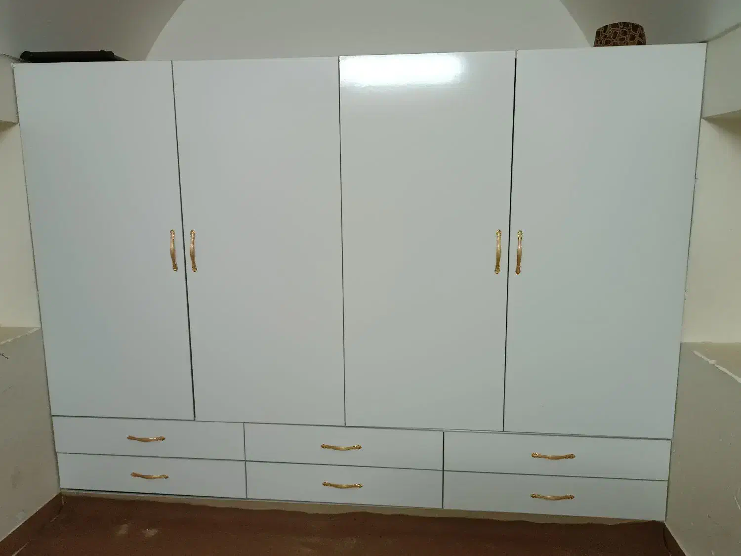 تعمیر و نصب تخت و کمد چوبی|خدمات پیشه و مهارت|میبد, |دیوار