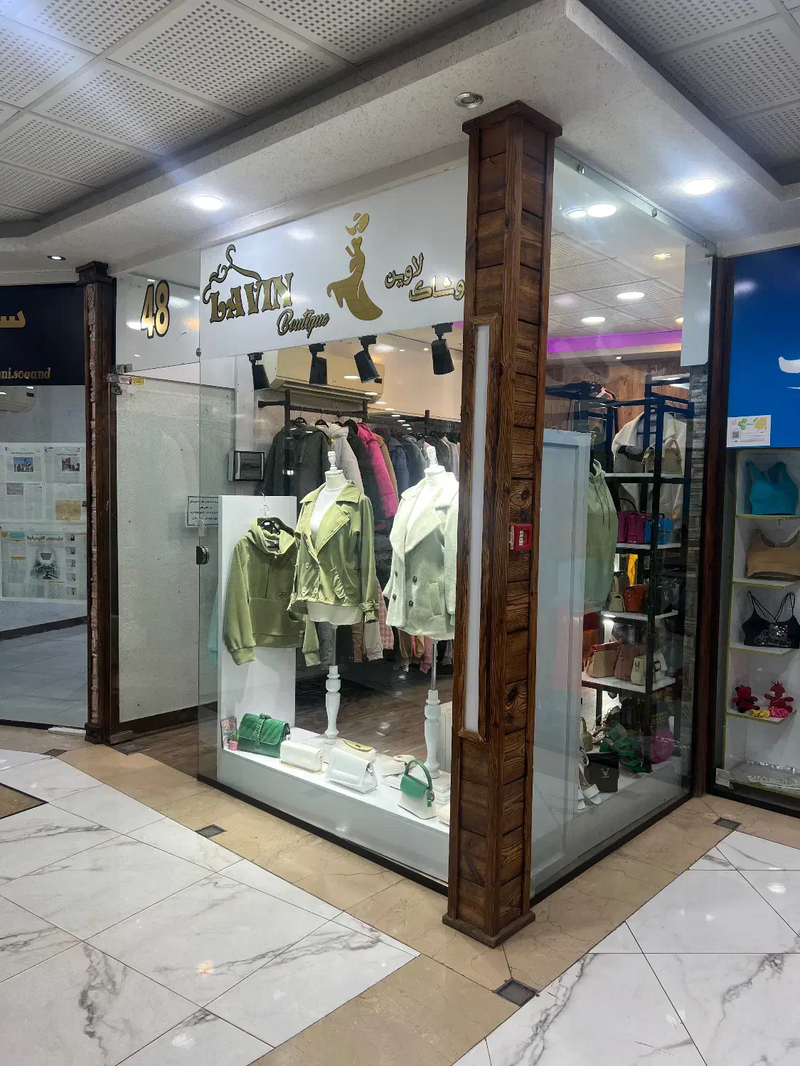 اجاره مغازه در کوچه برق لاهیجان مرکز خرید ارژنگ|اجارهٔ مغازه و غرفه|لاهیجان, انقلاب|دیوار