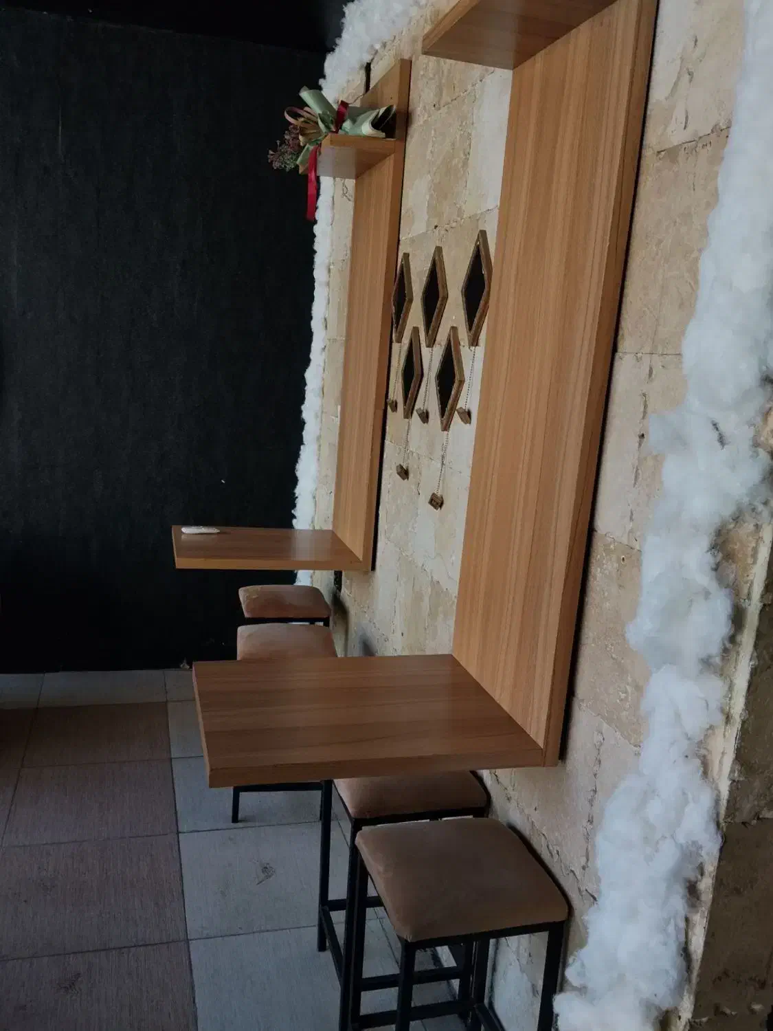 میز و صندلی دیواری|کتابخانه، شلف، قفسه‌های دیواری|ملایر, |دیوار