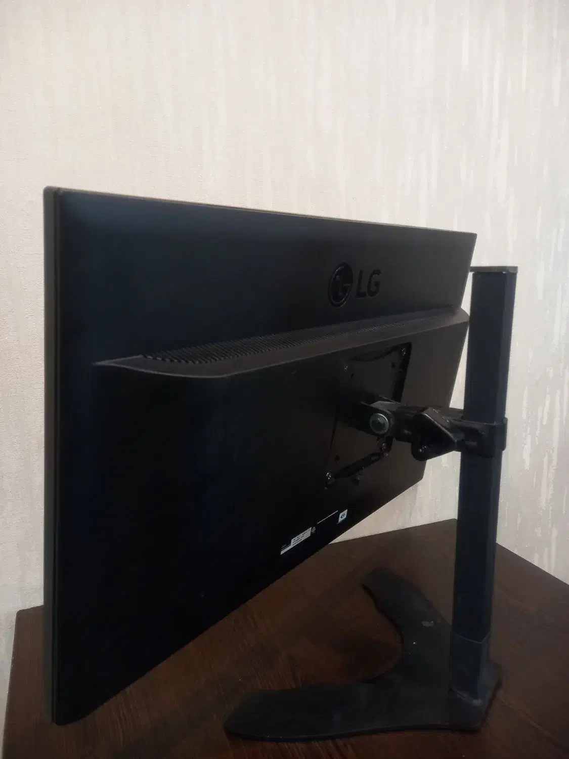 مانیتور ۲۴ اینچ ips ال جی HDMI|قطعات و لوازم جانبی رایانه|رشت, بازار|دیوار