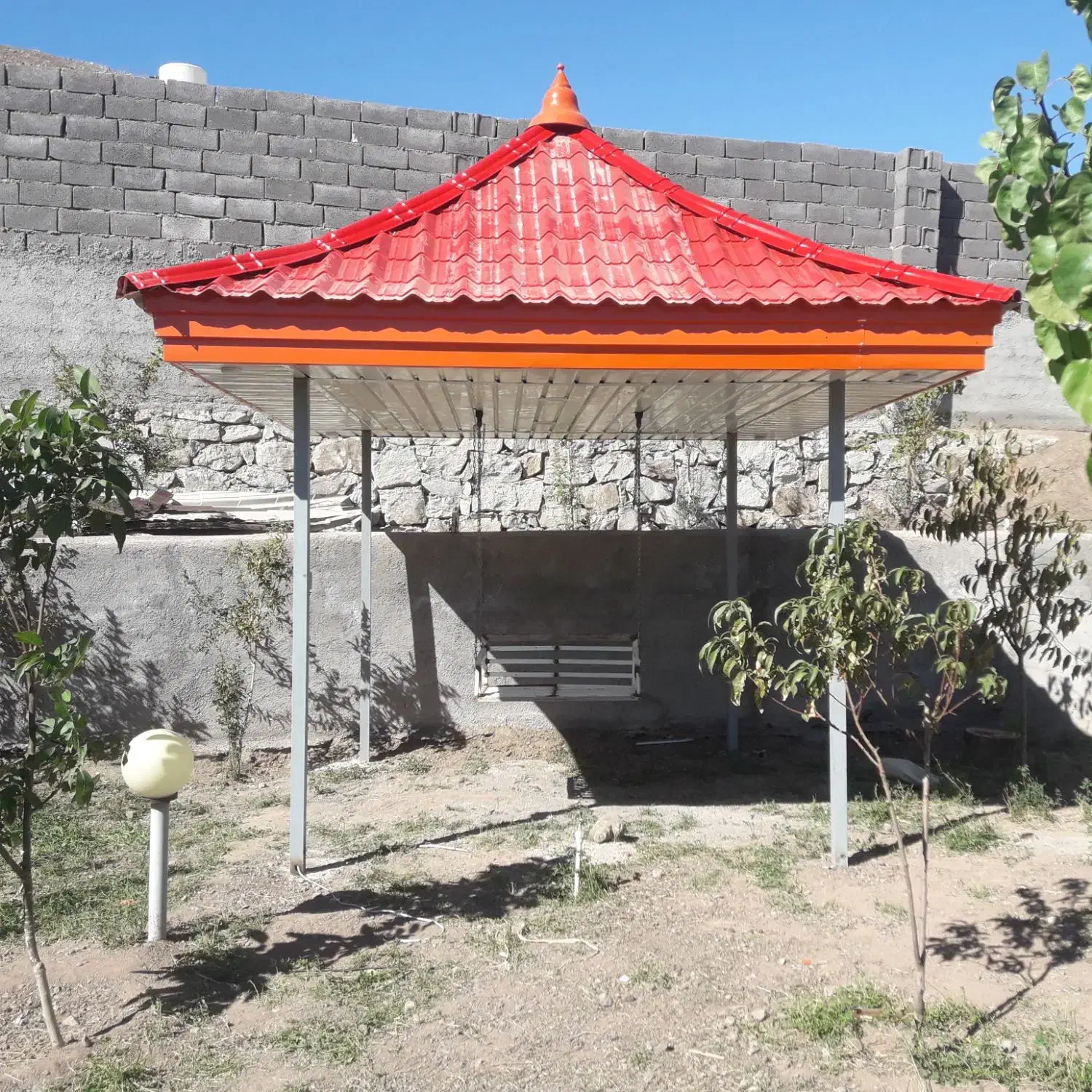 شیروانی جوشکاری آردواز آلاچیق(نووین پوشش)|خدمات پیشه و مهارت|قزوین, |دیوار