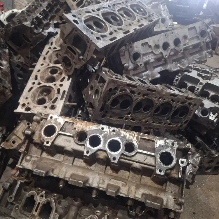 پیستون، سرسیلندر، ضایعات، میلنگ، انواع خورو|قطعات یدکی و لوازم جانبی|کرمان, |دیوار