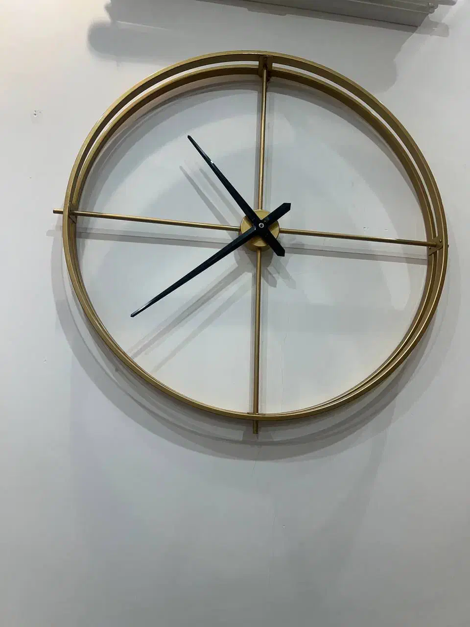 ساعت دیواری سالم فلزی|ساعت دیواری و تزئینی|یزد, |دیوار