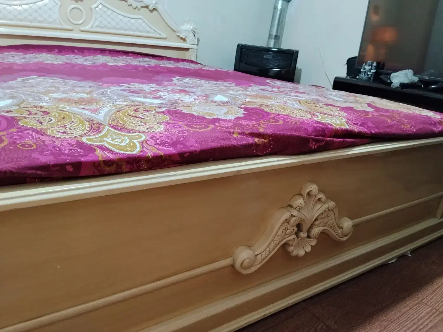 تخت خواب و تشک|تخت و سرویس خواب|خمین, |دیوار