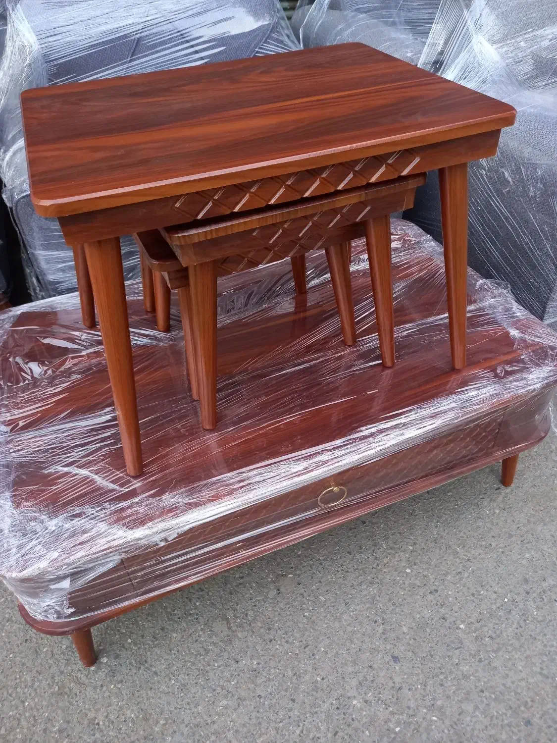 جلو مبلی|مبلمان خانگی و میز عسلی|لیسار, |دیوار