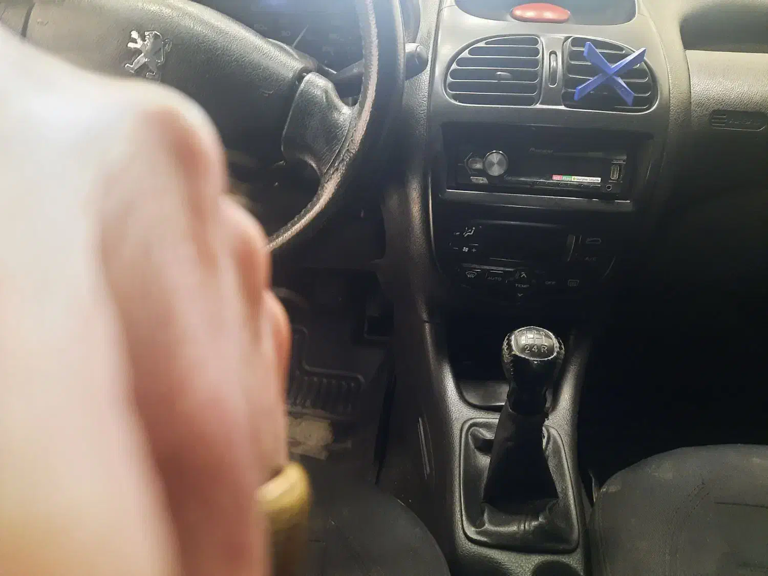 پزو۲۰۶ تیپ سه مدل ۸۵|خودرو سواری و وانت|تبریز, |دیوار