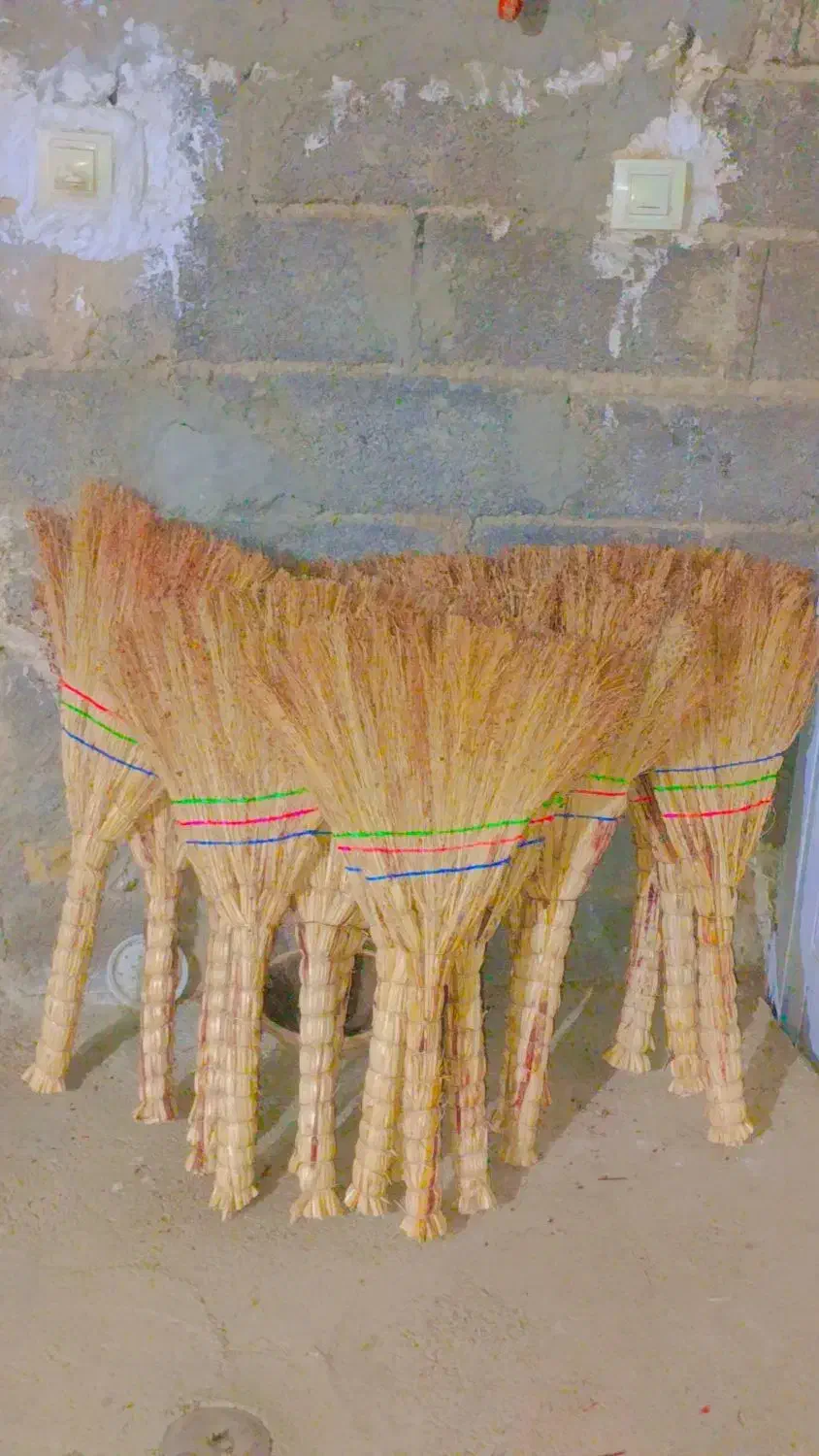 جارو|لوازم نظافت|آشخانه, |دیوار