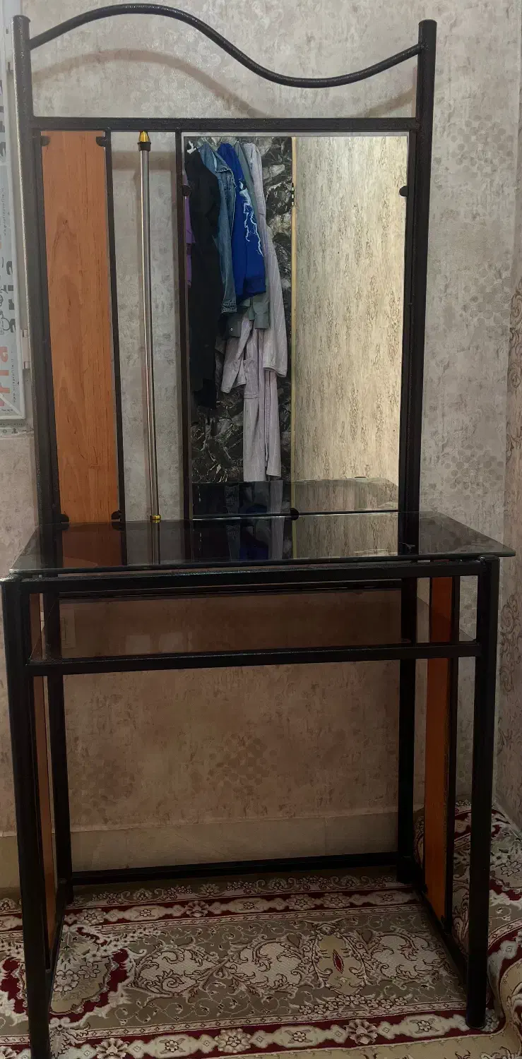 میز آرایشی|بوفه، ویترین، کنسول|بندرعباس, |دیوار