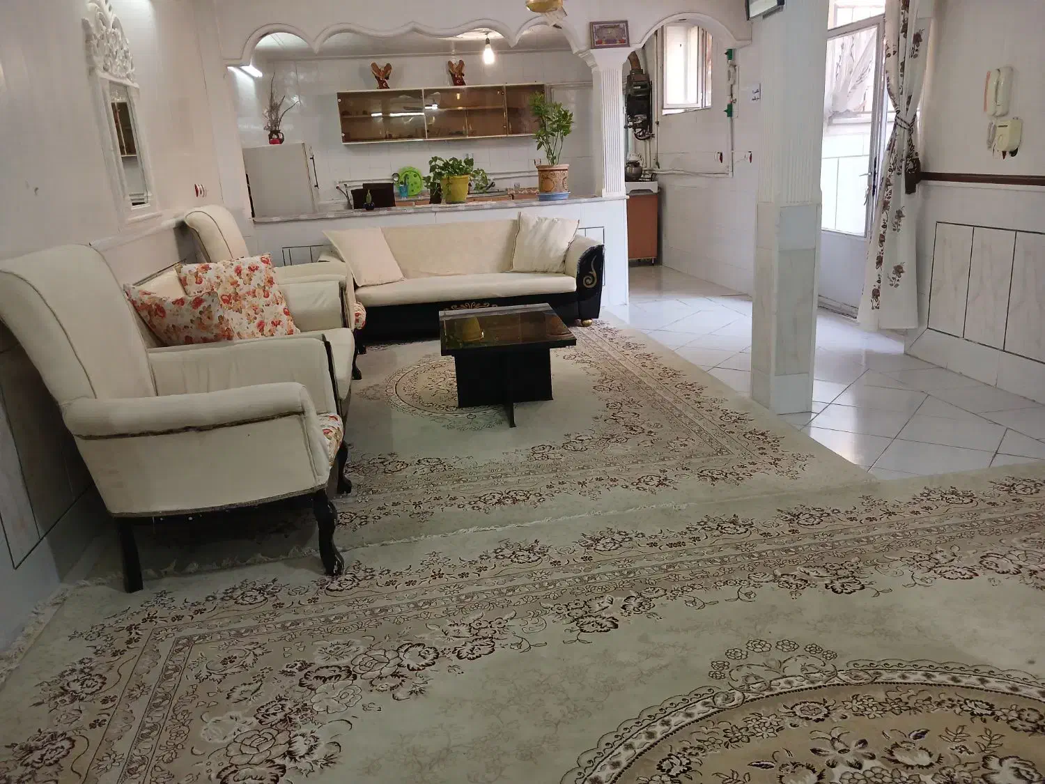 منزل پارکینگ حیاطی باامنیت|اجارهٔ کوتاهمدت آپارتمان و سوئیت|اصفهان, کوی امیریه|دیوار