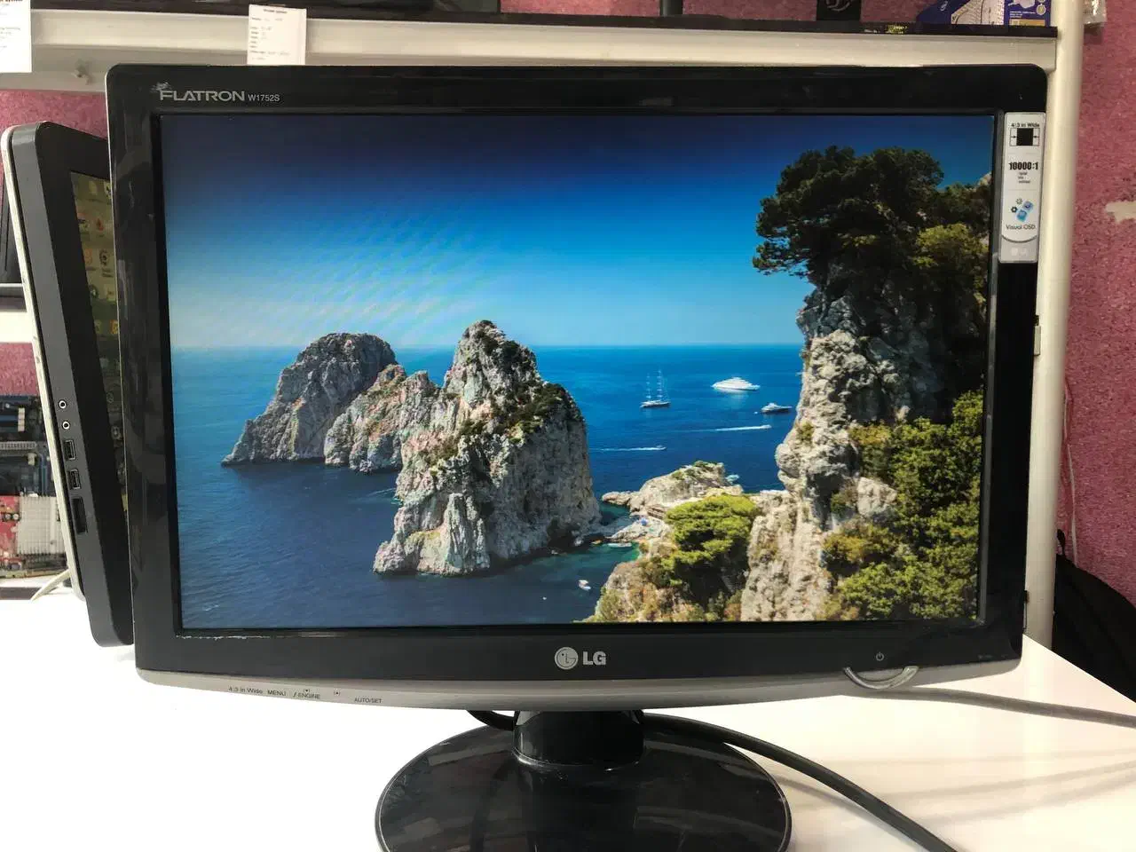 انواع مانیتور دوربین مداربسته گیمینگ و غیره|قطعات و لوازم جانبی رایانه|مشهد, حجاب (شهرک غرب)|دیوار