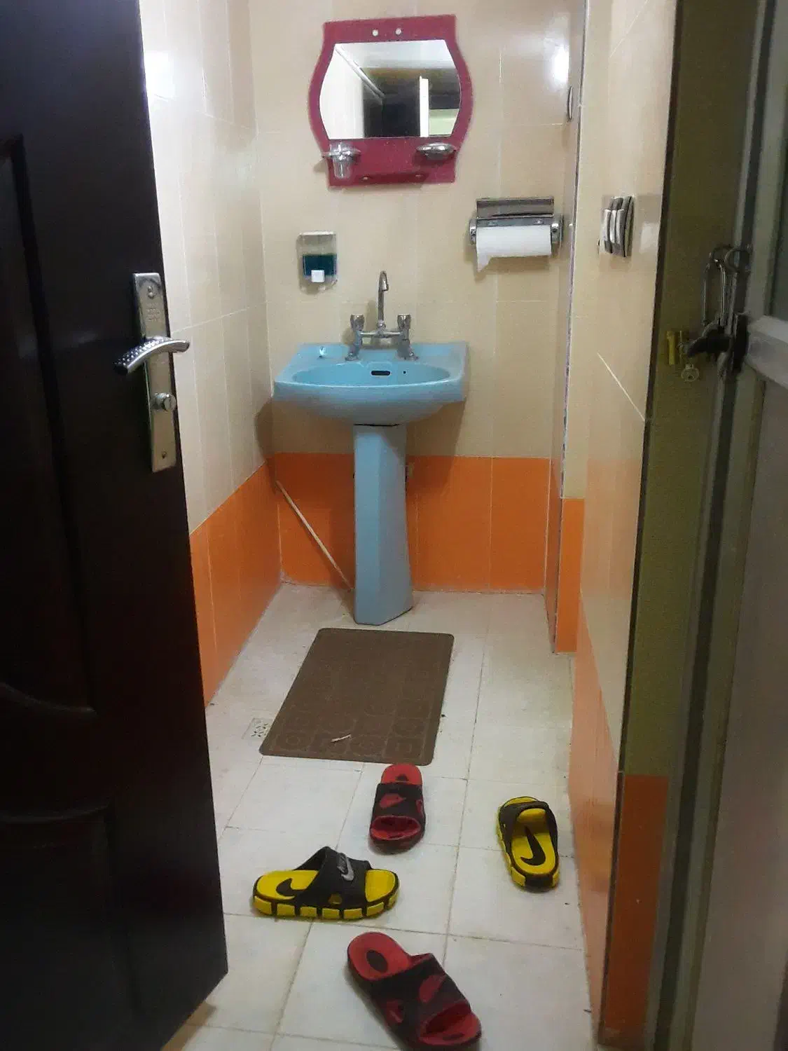 سوییت اجاره ای ساعتی وروزانه|اجارهٔ کوتاهمدت آپارتمان و سوئیت|بیرجند, |دیوار