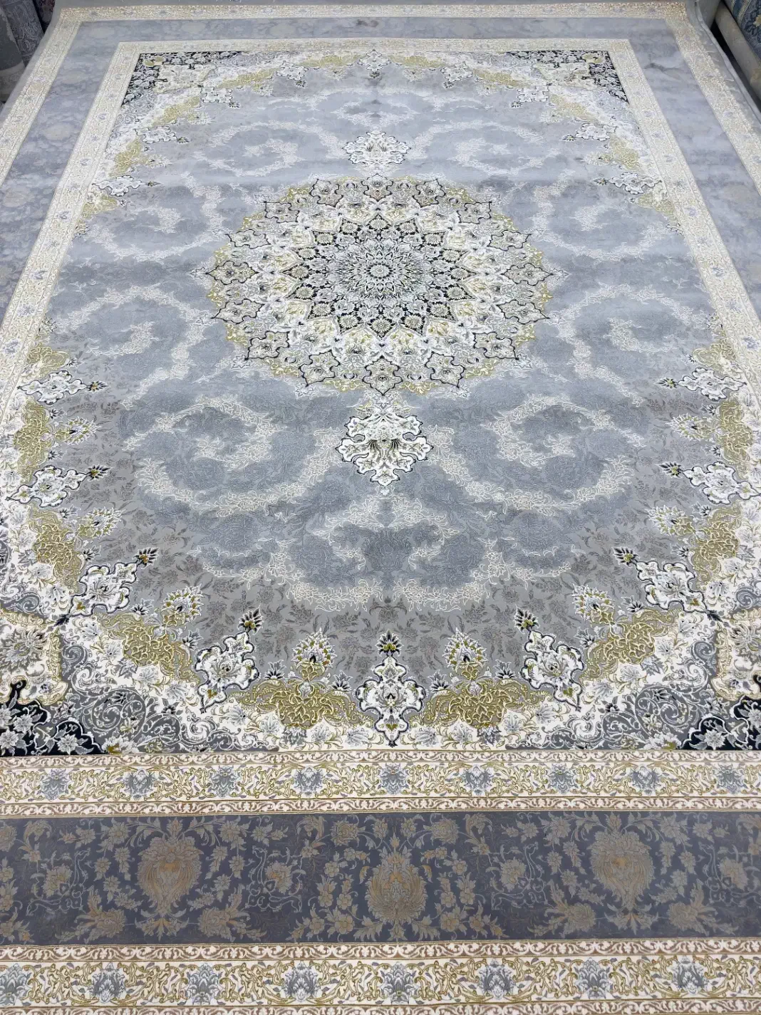 فرش۱۲متری۱۲۰۰شانه جفت (نو )توحید۲ فرش ماندگار|فرش|بیرجند, |دیوار