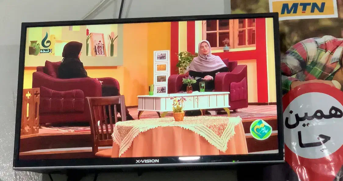 تلویزیون LED 32 اینچ در حد نو|تلویزیون و پروژکتور|شاندرمن, |دیوار