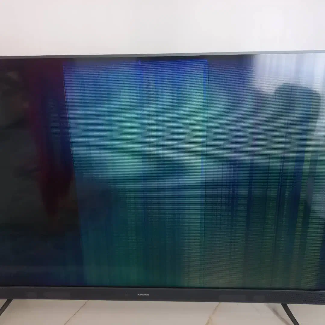 تلویزیون شکسته|تلویزیون و پروژکتور|رشت, سیا اسطلخ|دیوار