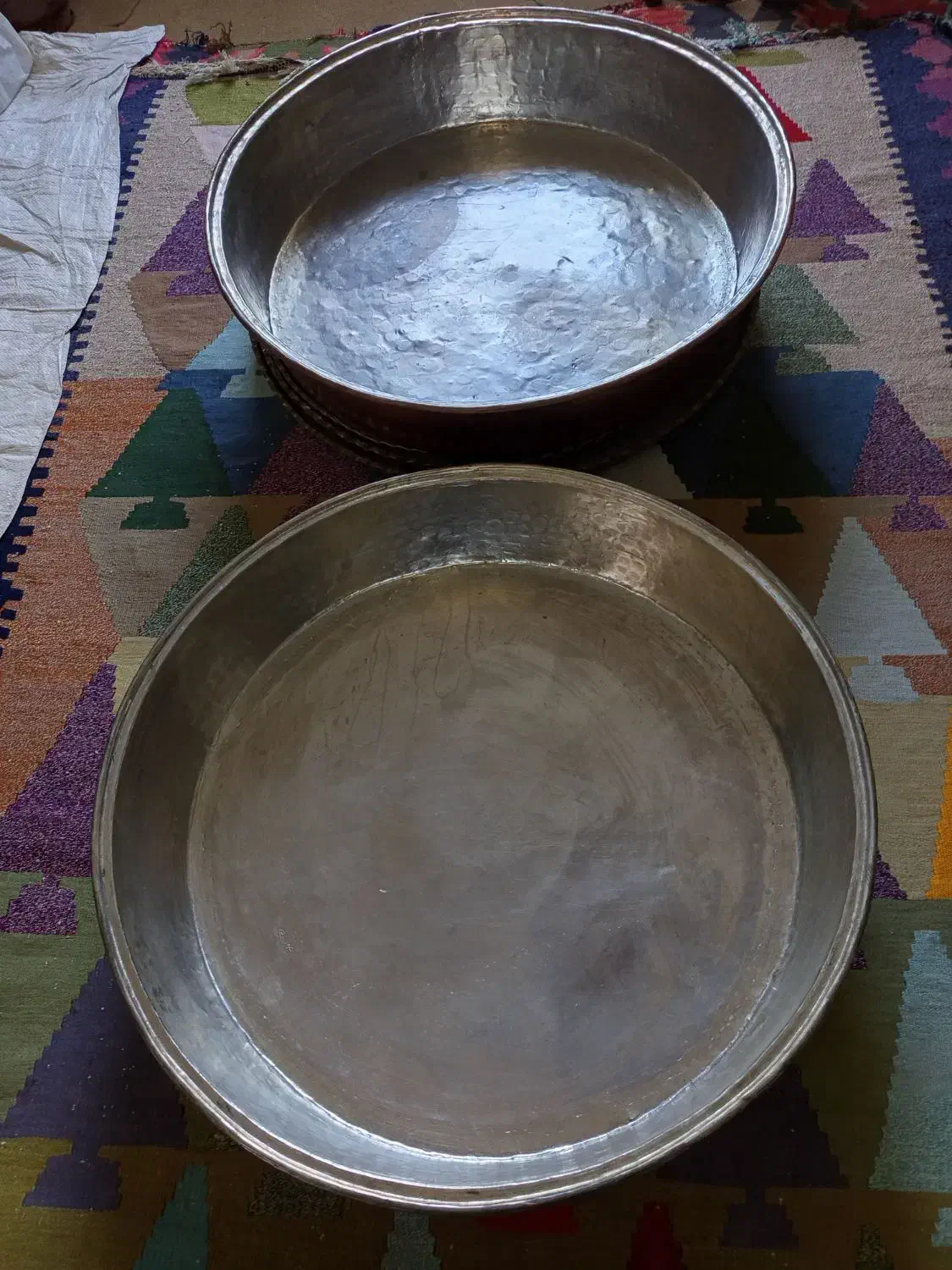 ظروف مسی قدیمی|کلکسیون اشیاء عتیقه|گرمی, |دیوار