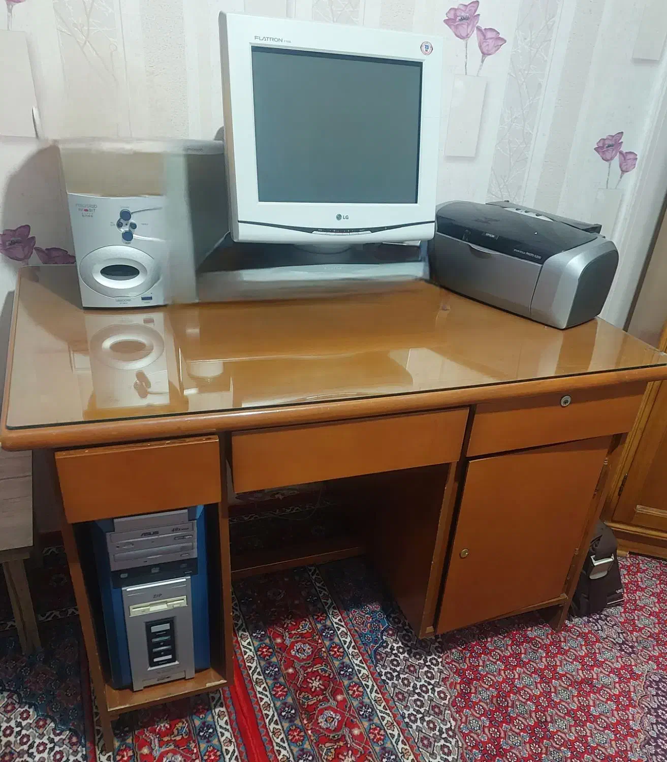 کامپیوتر|رایانه رومیزی|همدان, |دیوار