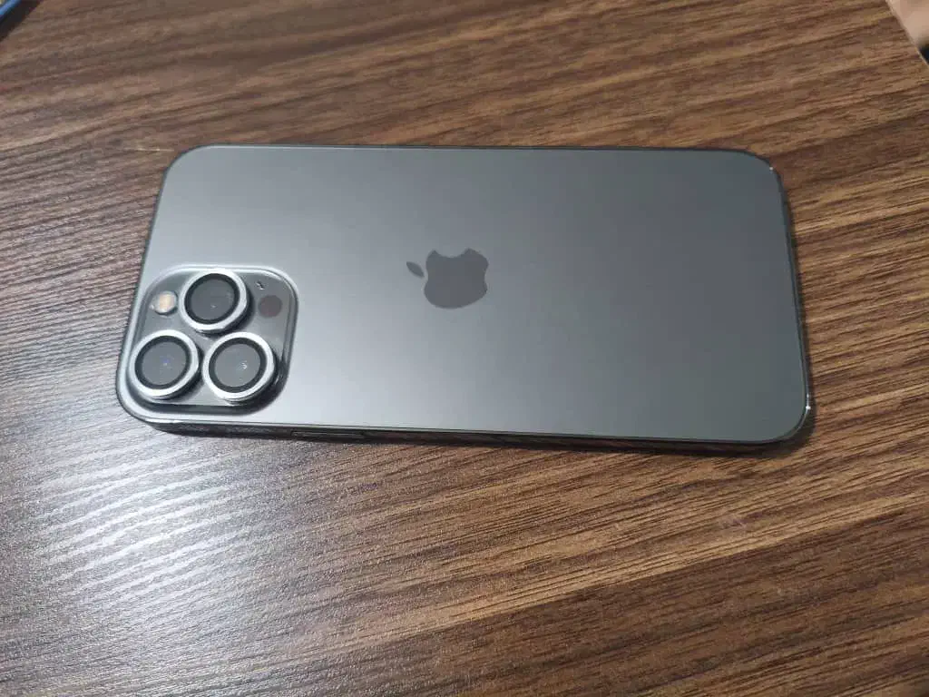 آیفون خیلی تمیز و در حد نو رنگ گری|موبایل|گرگان, |دیوار