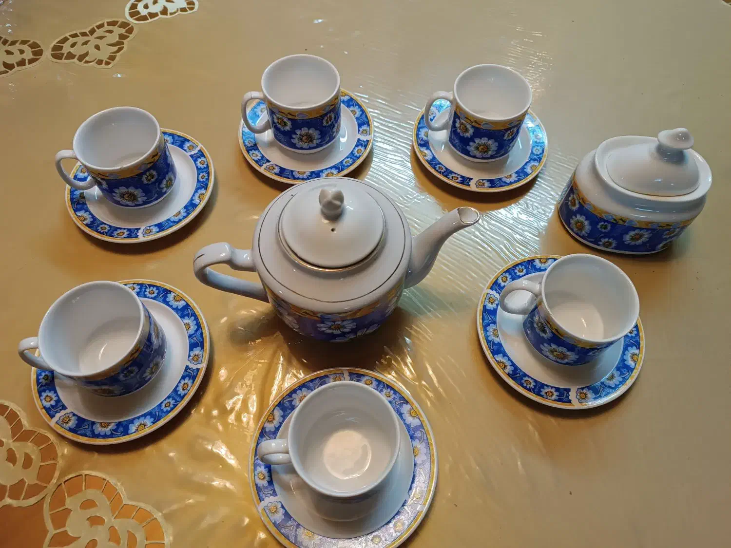 6عددفنجون ونلبکی باقوری وقندون قدیمی|ظروف سرو و پذیرایی|ری, هاشمآباد|دیوار