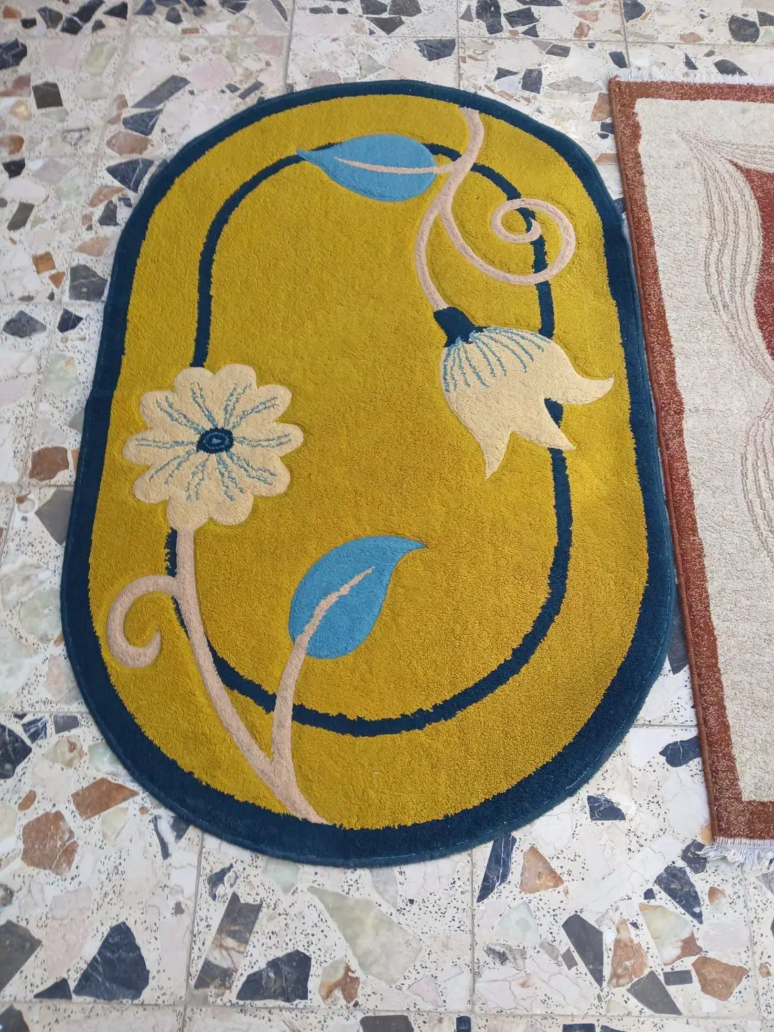 فروش دو عدد قالیچه|فرش|خمینیشهر, |دیوار