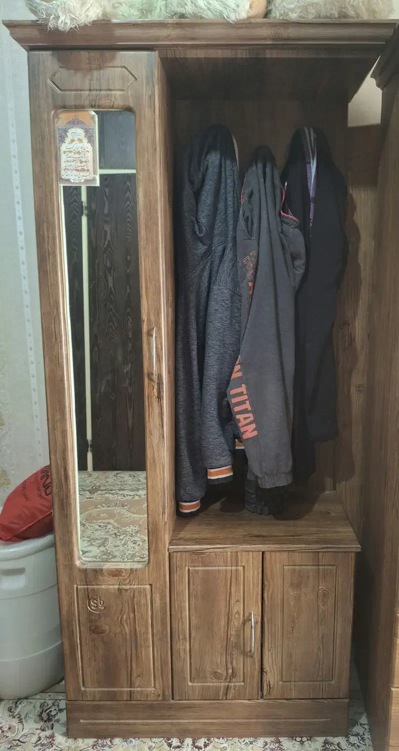 کمد و جا کفشی|جاکفشی، کمد، دراور|قدس, شهر‌قدس|دیوار